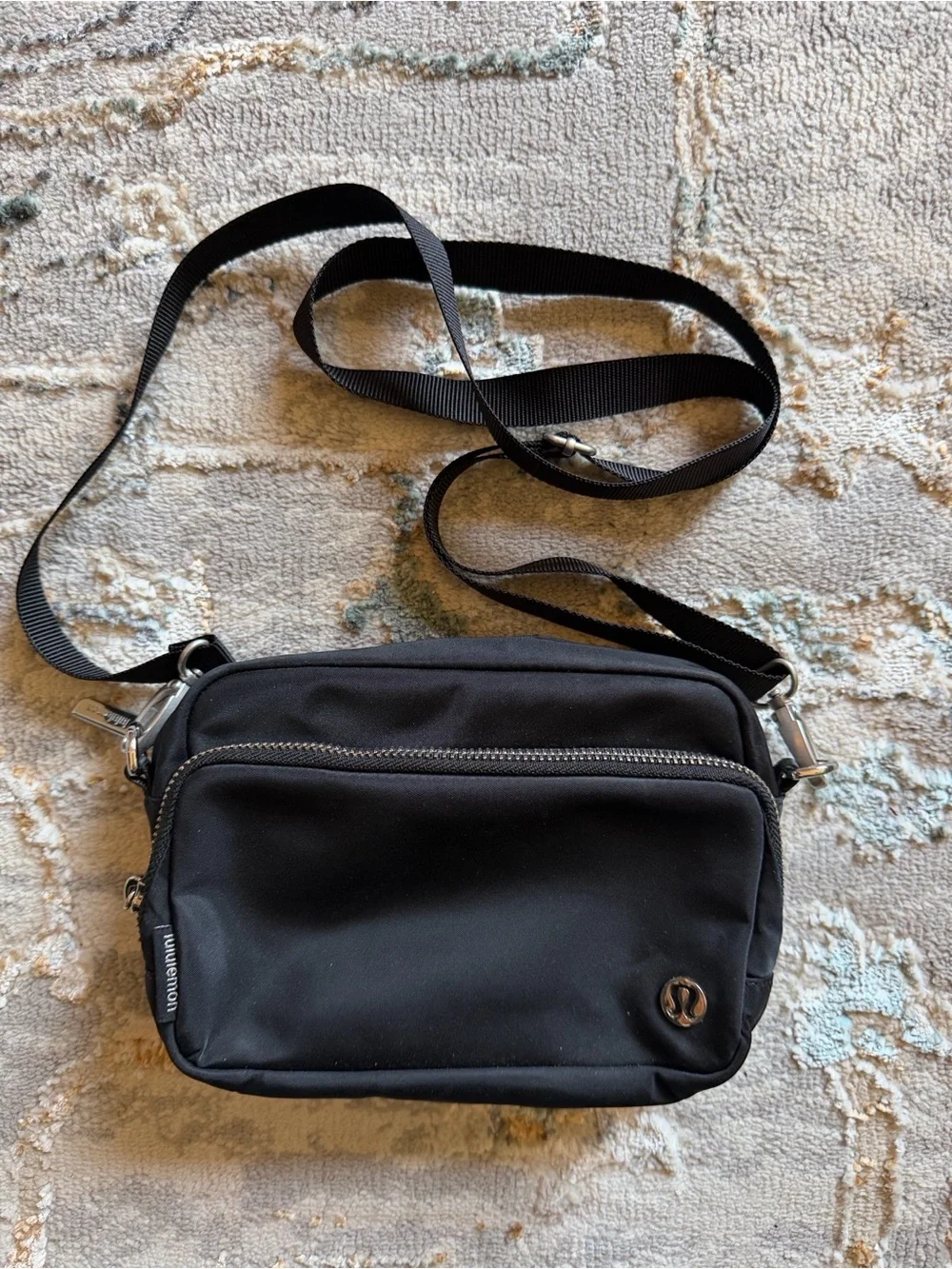 lululemon athletica | Bags | Lululemon Everywhere Crossbody Bag 2l | Poshmark lululemon athletica | Bags | Lululemon Everywhere Crossbody Bag 2l | Poshmark